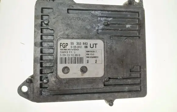 Opel Zafira B Engine control unit/module 55353843 5WK91103 5092310260