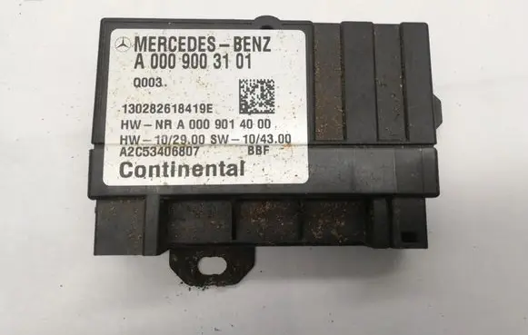 Mercedes-Benz C W204 Fuel injection pump control unit/module A0009003101