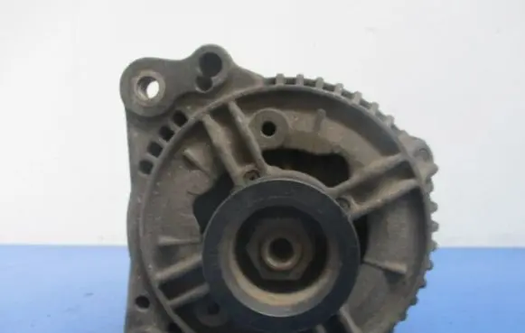Volkswagen Golf III Generator/alternator
