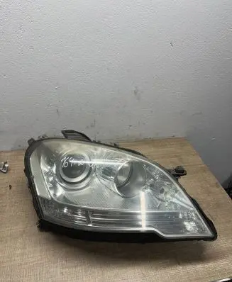 Mercedes-Benz ML W164 Headlight/headlamp A1648202259 102200854 10330085426