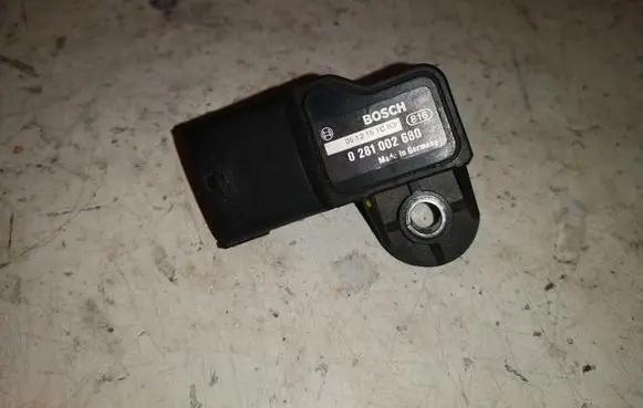 Air conditioning (A/C) pressure sensor