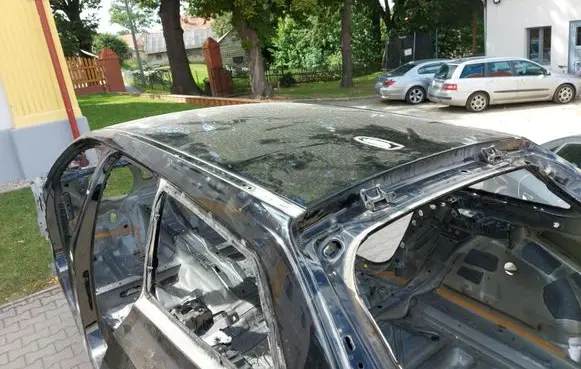 Volvo S90, V90 Roof 