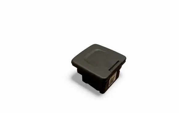 Chevrolet Suburban 12 V Socket (front) 84590447