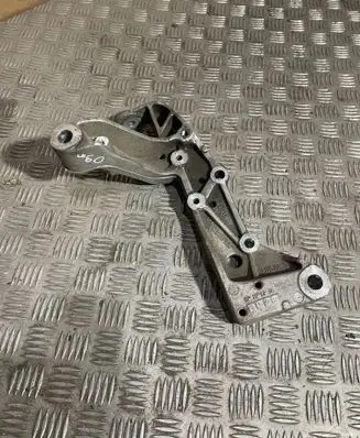 Audi A3 S3 A3 Sportback 8P Front lower control arm/wishbone 1K0199295E