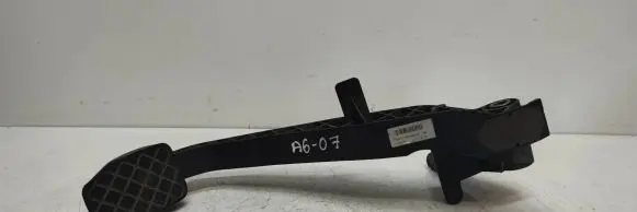 Audi A6 S6 C6 4F Clutch pedal 4F1721316