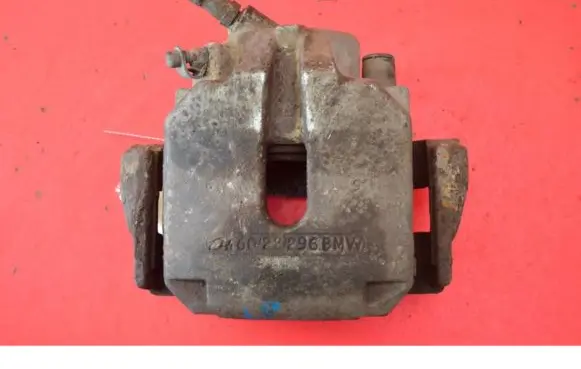 BMW 5 E39 Front brake caliper