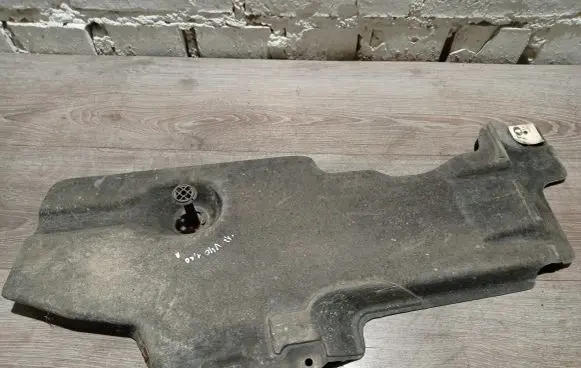 Volvo V40 Rear underbody cover/under tray 31378226