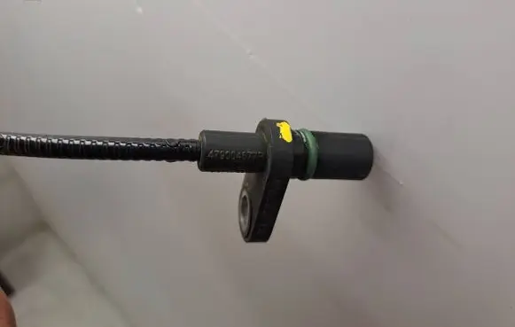Dacia Sandero III ABS rear brake sensor 479004677R