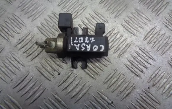 Opel Corsa C Vacuum valve 