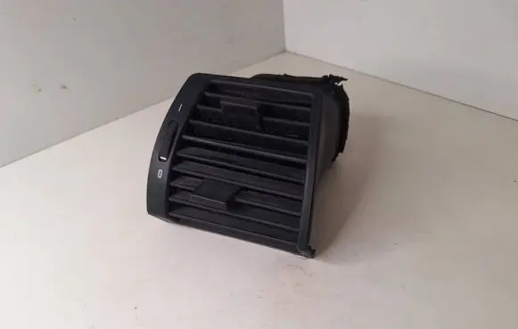 BMW X5 E53 Dashboard side air vent grill/cover trim 64228402216