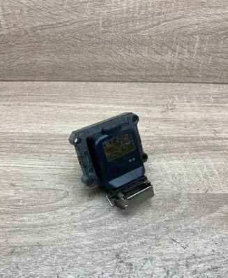 BMW 5 E34 High voltage ignition coil 0221504410
