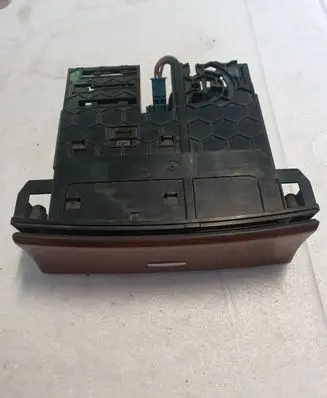 Car ashtray