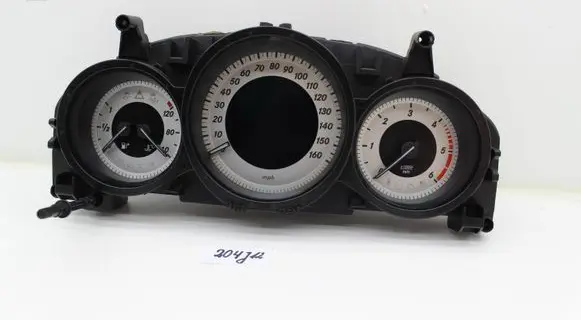 Mercedes-Benz C W204 Speedometer (instrument cluster) A2049004408