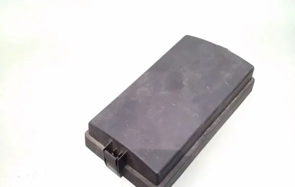 Skoda Octavia Mk3 (5E) Fuse box cover 5Q0937132B