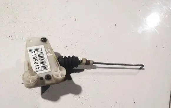 Audi 100 200 5000 C3 Central locking vacuum pump 443862153b
