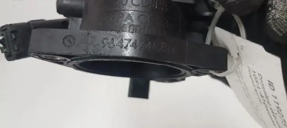 Peugeot 407 Throttle valve 9647474880