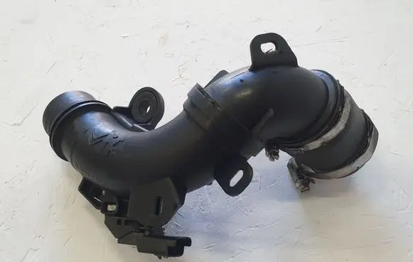 Citroen C4 Cactus Air intake duct part 9677355980