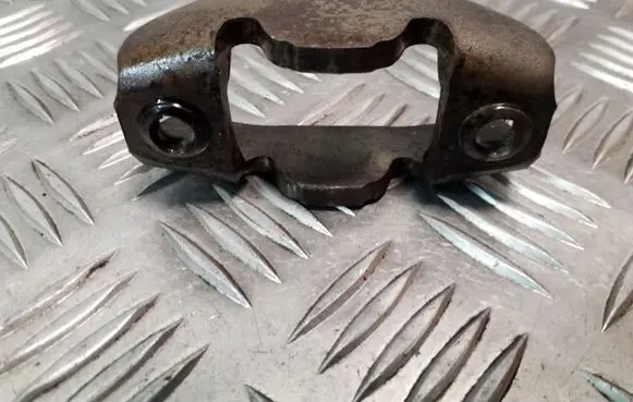 Mitsubishi ASX Fuel Injector clamp holder