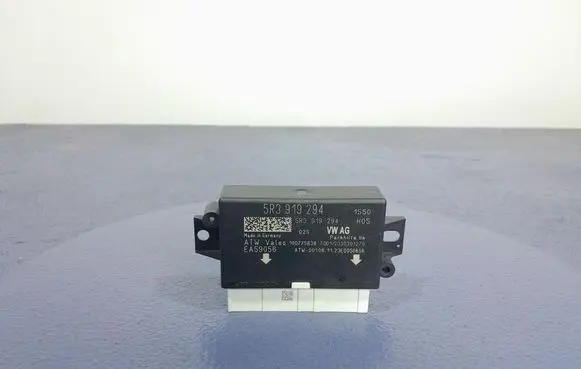 Skoda Octavia 985 Parking PDC control unit/module 5R3919294