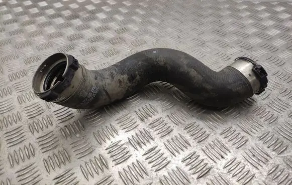 Mercedes-Benz E W212 Intercooler hose/pipe A2045282982