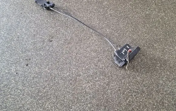 SsangYong Kyron Rear door lock