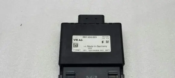Audi A4 S4 B8 8K Voltage converter/converter module 8K0959663