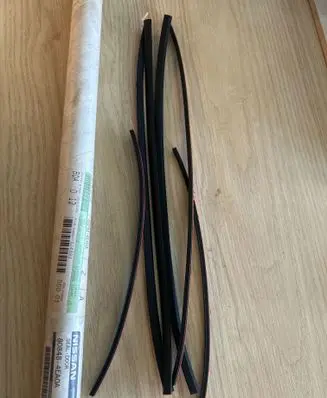 Nissan Qashqai Front door rubber seal 808484EA0A