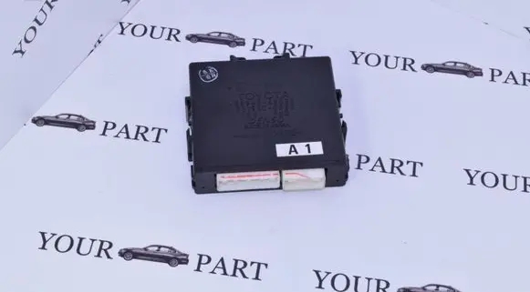 Lexus RX 300 Door control unit/module 8922248010