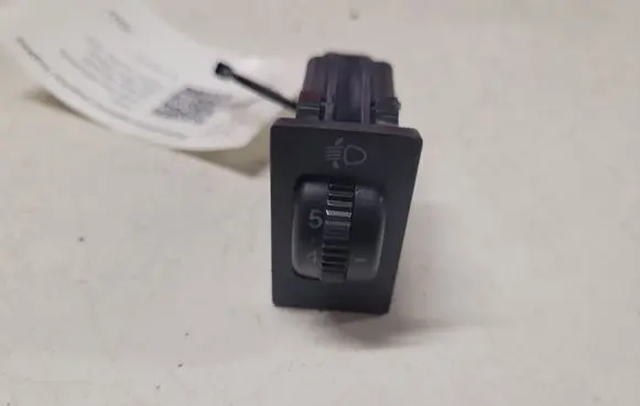 Toyota Corolla Verso AR10 Headlight level height control switch 8415202021