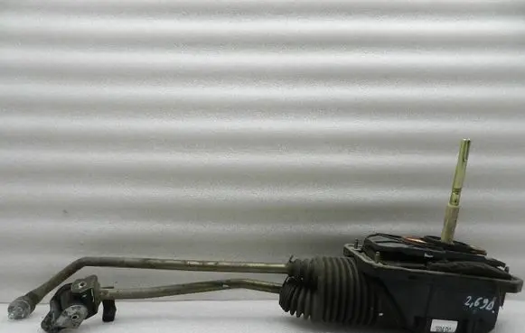 Volkswagen PASSAT B5.5 Gear shifter/selector 4B0711025F 4B0711025