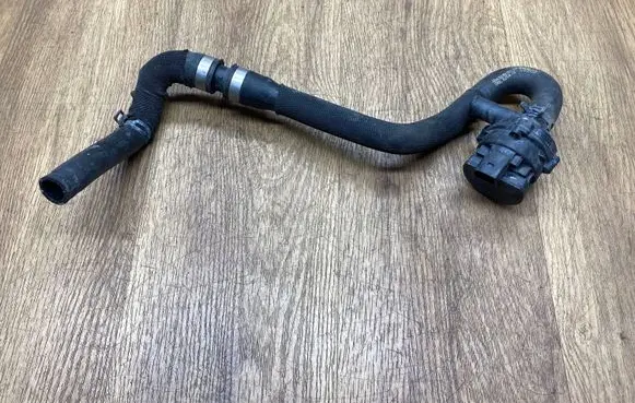 Mercedes-Benz GLC X253 C253 Electric auxiliary coolant/water pump A2538305500