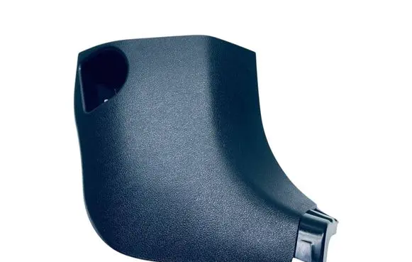 Foot area side trim