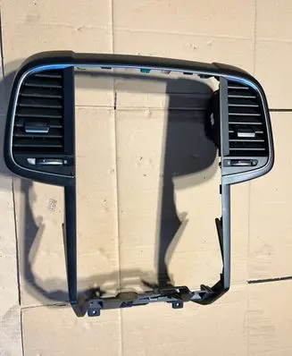 Renault Koleos II Panel trim 682601595R