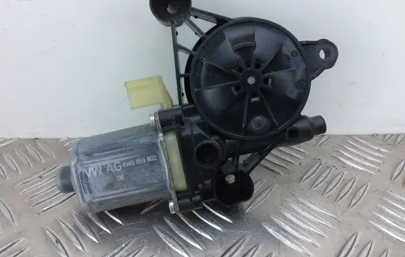 Audi Q8 Front door window regulator motor 8W0959802