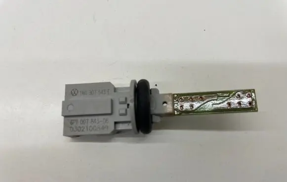 Volkswagen Golf VI Interior temperature sensor 1K0907543E
