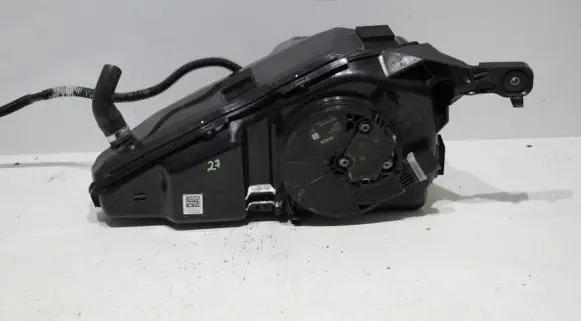 BMW 3 F30 F35 F31 AdBlue liquid reservoir 7433648 11564310 1619