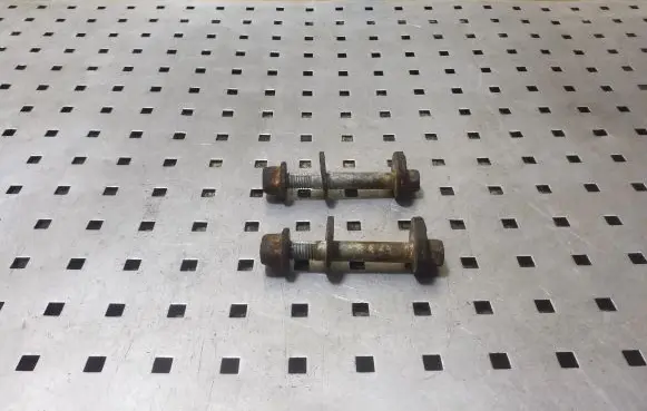 Volvo V40 Rear suspension camber bolt 