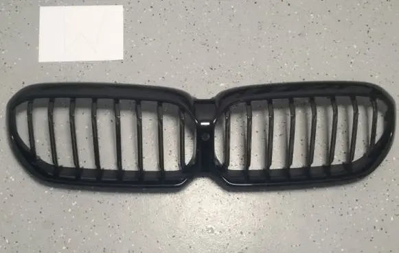 BMW X1 F48 F49 ACC Distronic radar sensor grill/trim 5113185178