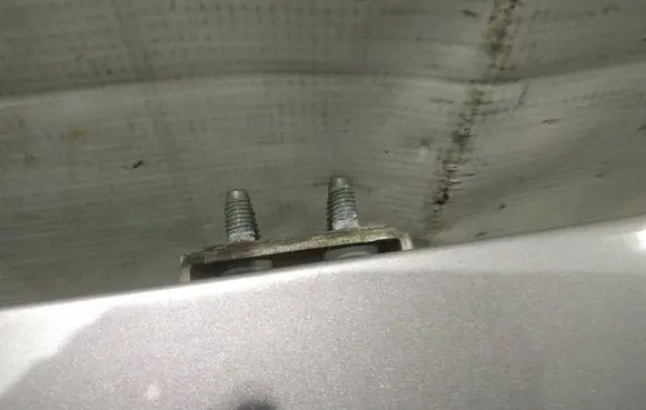 KIA Ceed Tailgate/trunk/boot hinge 