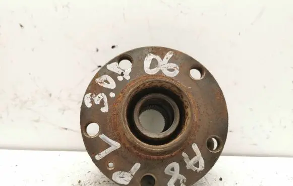 Audi A8 S8 D3 4E Front wheel bearing hub 