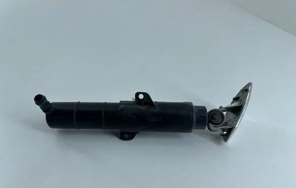 Mini One - Cooper R57 Headlight washer spray nozzle 7157120 8WT00937802 16082000E