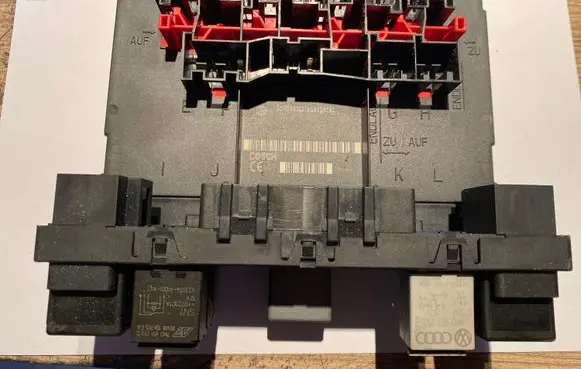 Volkswagen PASSAT B6 Comfort/convenience module 3C0937049A