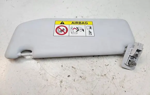 Peugeot 208 Sun visor