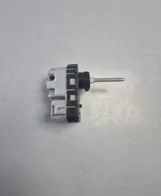 Toyota Prius (XW30) Headlight level adjustment motor 