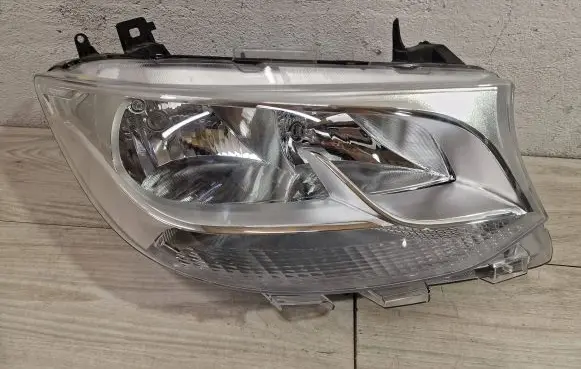 Mercedes-Benz Sprinter W907 W910 Headlight/headlamp A9109060100