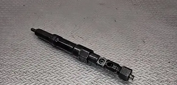 Ford Mondeo Mk III Fuel injector EJDR005047 4S7Q9K546BD