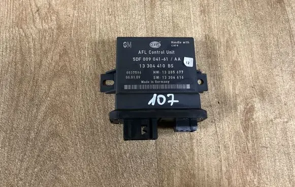 Opel Insignia A Light module LCM 13304410 5DF00904161 13285677