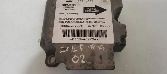 Opel Zafira A Airbag control unit/module 09229303 330518650 BGS06409794