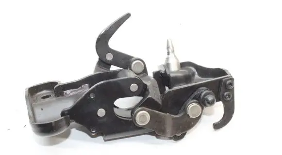 Audi TT TTS Mk2 Convertible roof lock/latch 8J7871406A