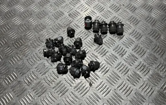 Mitsubishi Eclipse Cross Anti-theft wheel nuts and lock PU20164